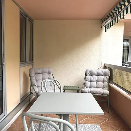 Cozy Studio, Pool & Beaches 2 Min Away Roquebrune-Cap-Martin