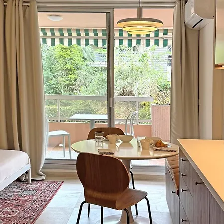 Apartmán Cozy Studio, Pool & Beaches 2 Min Away