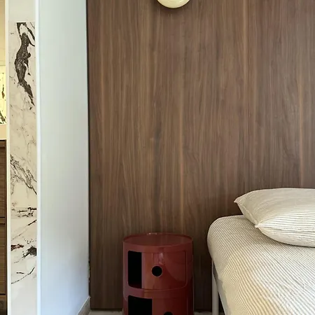 Cozy Studio, Pool & Beaches 2 Min Away شقة *
